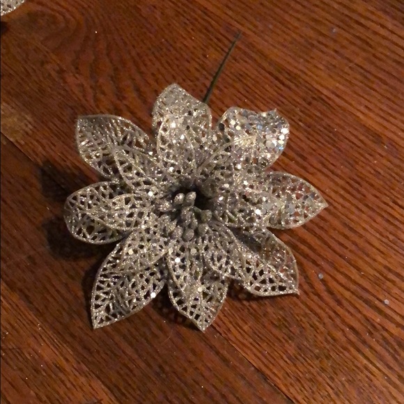 Set of 10 Silver Floral Picks - Picture 3 of 3